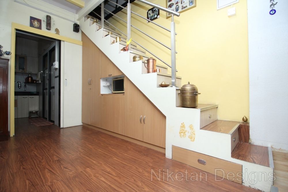 Niketan's dining table design for small houses